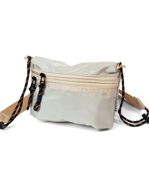 TAIKAN（テイケン）の「【TAIKAN / テイケン】SACOCHE BAG SMALL  / サコッシュ（ショルダーバッグ・メンズ・ベージュ・SMALL）」の4枚目の写真