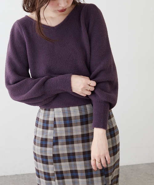 natural couture(ナチュラルクチュール)の「マシュマロフェザー前後2WAY柔らかニット(ニット/セーター・レディース・アイボリー/サックスブルー/パープル/グレイッシュベージュ/ピンク/ミント・FREE)」の6枚目の写真