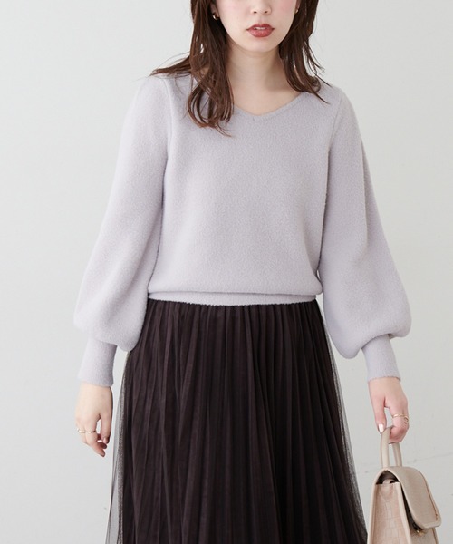 natural couture(ナチュラルクチュール)の「マシュマロフェザー前後2WAY柔らかニット(ニット/セーター・レディース・アイボリー/サックスブルー/パープル/グレイッシュベージュ/ピンク/ミント・FREE)」の14枚目の写真