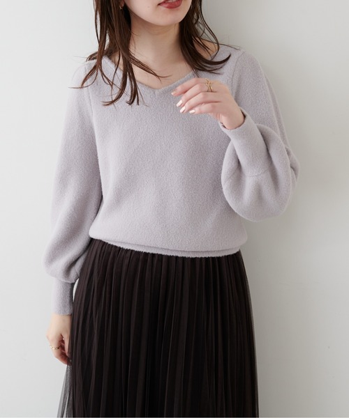 natural couture(ナチュラルクチュール)の「マシュマロフェザー前後2WAY柔らかニット(ニット/セーター・レディース・アイボリー/サックスブルー/パープル/グレイッシュベージュ/ピンク/ミント・FREE)」の12枚目の写真