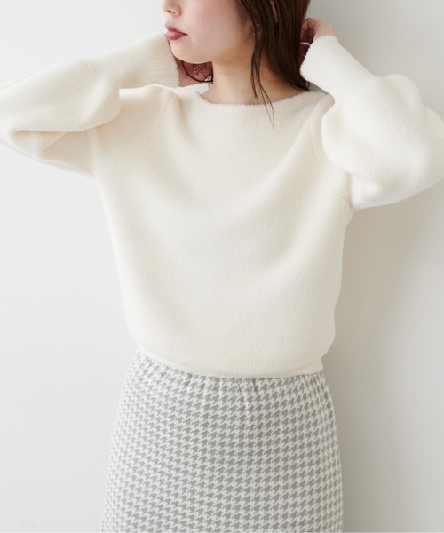 natural couture(ナチュラルクチュール)の「マシュマロフェザー前後2WAY柔らかニット(ニット/セーター・レディース・アイボリー/サックスブルー/パープル/グレイッシュベージュ/ピンク/ミント・FREE)」の7枚目の写真