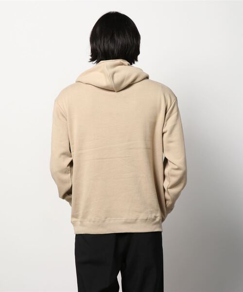 TRAP/U (トラップユー)の「30/10 裏毛 フロント カレッジプリント アメカジ プルオーバー パーカー(パーカー・メンズ・ホワイト/ベージュ/ブラック・L/M)」の5枚目の写真