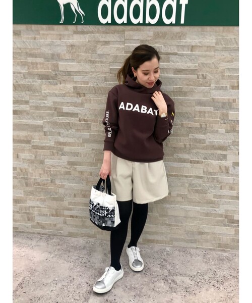 adabat(アダバット)の「◆【モチふわ 軽い着心地】ロゴパーカー NEWスタンダードシリーズ(パーカー・レディース・ブラック/ボルドー/グレー系4・36/38/40/42)」の8枚目の写真