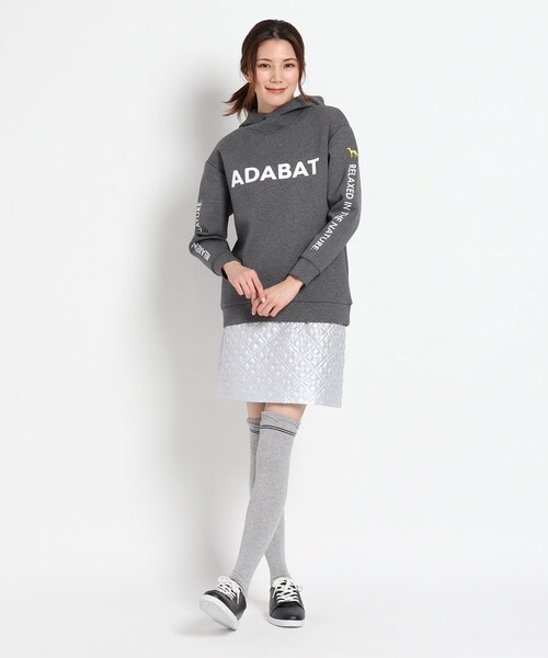 adabat(アダバット)の「◆【モチふわ 軽い着心地】ロゴパーカー NEWスタンダードシリーズ(パーカー・レディース・ブラック/ボルドー/グレー系4・36/38/40/42)」の5枚目の写真