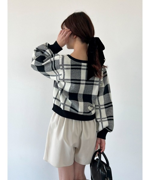 SLURR(スラ―)の「【マシンウォッシャブル】Vネックショート丈ニット(ニット/セーター・レディース・ブラック/アイボリー/キャメル/その他8・FREE)」の16枚目の写真