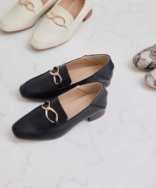 ROPE' PICNIC(ロペピクニック)の「アシンメトリービットローファーバブーシュ(ローファー・レディース・ブラック/ベージュ/キナリ・23.5cm/24.5cm/23.0cm/24.0cm)」の2枚目の写真