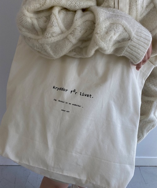 omom sot(オムオムソット)の「キャンバストートバッグ ロゴ入り omom sot(トートバッグ・レディース・アイボリー/ピンクベージュ・F)」の17枚目の写真