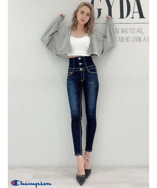 GYDA(ジェイダ)の「バインダービスチェ(キャミソール・レディース・ブラック/オフホワイト・FREE)」の9枚目の写真