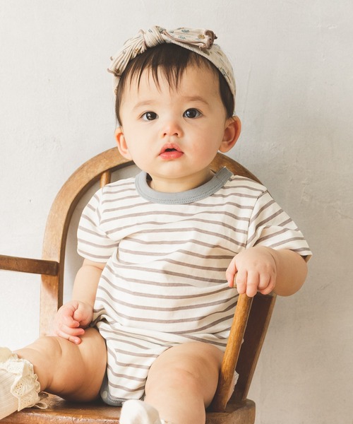 pairmanon（ペアマノン）の「【ベビー】ユニセックスボーダー半袖ロンパース（ロンパース・キッズ・ラベンダー/モカ/ブラック/ライトベージュ/ミント/ブラック系その他6/グレー系その他/ベージュ系その他2/ブルー系その他2/ホワイト系その他/ブラウン系その他2・70/80）」の4枚目の写真