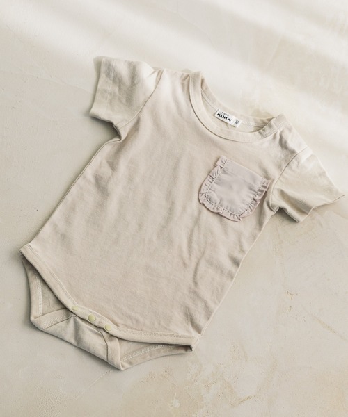 pairmanon（ペアマノン）の「【ベビー】ユニセックスボーダー半袖ロンパース（ロンパース・キッズ・ラベンダー/モカ/ブラック/ライトベージュ/ミント/ブラック系その他6/グレー系その他/ベージュ系その他2/ブルー系その他2/ホワイト系その他/ブラウン系その他2・70/80）」の7枚目の写真