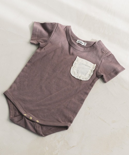 pairmanon（ペアマノン）の「【ベビー】ユニセックスボーダー半袖ロンパース（ロンパース・キッズ・ラベンダー/モカ/ブラック/ライトベージュ/ミント/ブラック系その他6/グレー系その他/ベージュ系その他2/ブルー系その他2/ホワイト系その他/ブラウン系その他2・70/80）」の5枚目の写真