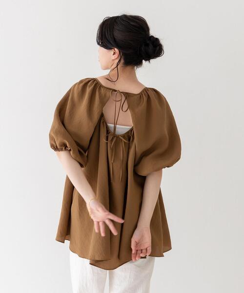 CITEN（シテン）の「＜CITEN（シテン）＞バックオープン ボリュームソデ ブラウス（シャツ/ブラウス・レディース・ブラック/ブラウン/ライム・FREE）」の13枚目の写真