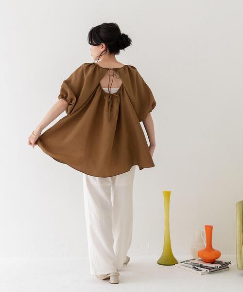 CITEN（シテン）の「＜CITEN（シテン）＞バックオープン ボリュームソデ ブラウス（シャツ/ブラウス・レディース・ブラック/ブラウン/ライム・FREE）」の15枚目の写真