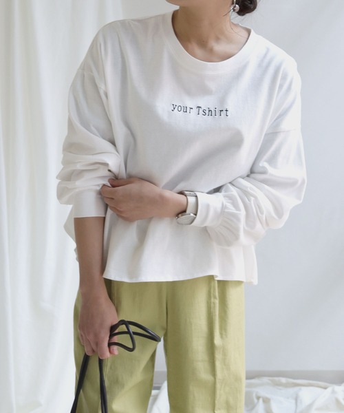 HER CLOSET（ハークローゼット）の「【shemoshelly】yourTshirt刺繍ロゴデザインTシャツ（Tシャツ/カットソー・レディース・ホワイト/ブラック/ベージュ/ピンク/マスタード・M）」の2枚目の写真
