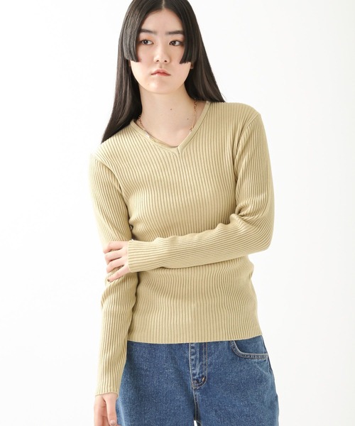 ALAND(エーランド)の「3.3Field Trip/RIBBED Vネックニット 2275828(ニット/セーター・レディース・ライトブルー/ブラック/ライトグリーン/アイボリー・FREE)」の4枚目の写真