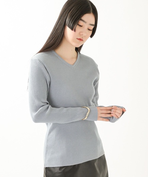 ALAND(エーランド)の「3.3Field Trip/RIBBED Vネックニット 2275828(ニット/セーター・レディース・ライトブルー/ブラック/ライトグリーン/アイボリー・FREE)」の1枚目の写真