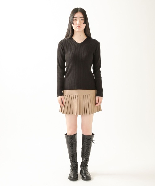 ALAND(エーランド)の「3.3Field Trip/RIBBED Vネックニット 2275828(ニット/セーター・レディース・ライトブルー/ブラック/ライトグリーン/アイボリー・FREE)」の6枚目の写真