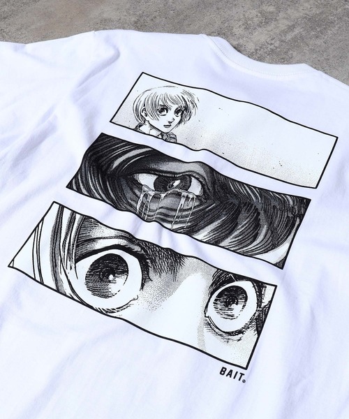 BAIT（ベイト）の「BAIT × 進撃の巨人 ARMIN TEE 224-AOT-TEE-001（Tシャツ/カットソー・メンズ・ホワイト・LARGE/MEDIUM/X-LARGE/XX-LARGE）」の4枚目の写真