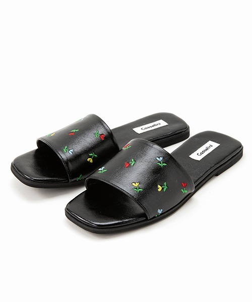 Casselini（キャセリーニ）の「Casselini(キャセリーニ)刺繍サンダル（サンダル・レディース・イエロー/ブラック/サックスブルー/ライム・S/M/L）」の2枚目の写真