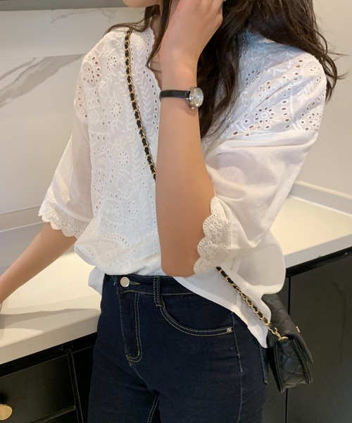ABITOKYO（アビトーキョー）の「カシュクールカットワーク刺繍ブラウス（シャツ/ブラウス・レディース・ホワイト/ブラック/グレー/ブルー/グリーン/ブラウン/ベージュ/ネイビー・FREE）」の9枚目の写真