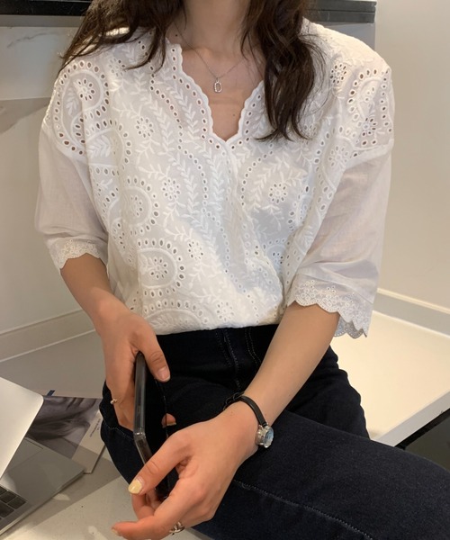 ABITOKYO（アビトーキョー）の「カシュクールカットワーク刺繍ブラウス（シャツ/ブラウス・レディース・ホワイト/ブラック/グレー/ブルー/グリーン/ブラウン/ベージュ/ネイビー・FREE）」の16枚目の写真