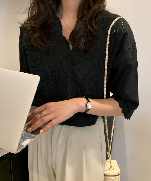 ABITOKYO（アビトーキョー）の「カシュクールカットワーク刺繍ブラウス（シャツ/ブラウス・レディース・ホワイト/ブラック/グレー/ブルー/グリーン/ブラウン/ベージュ/ネイビー・FREE）」の20枚目の写真