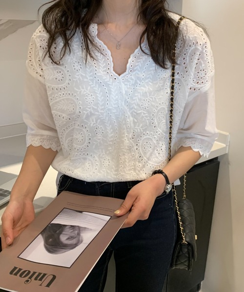 ABITOKYO（アビトーキョー）の「カシュクールカットワーク刺繍ブラウス（シャツ/ブラウス・レディース・ホワイト/ブラック/グレー/ブルー/グリーン/ブラウン/ベージュ/ネイビー・FREE）」の18枚目の写真