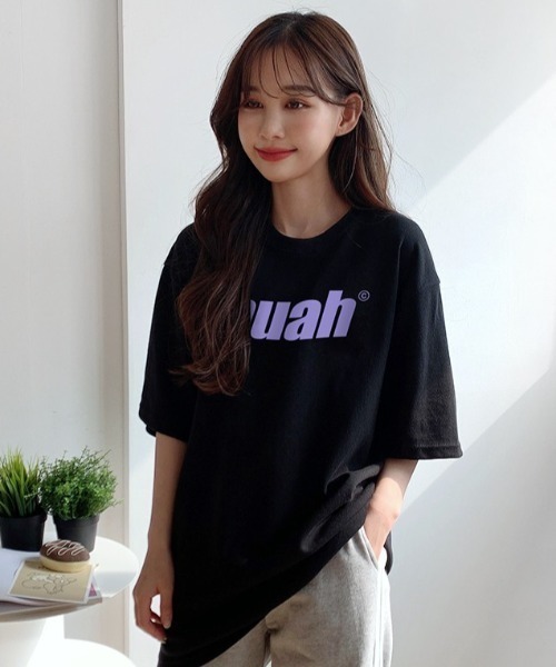 muahmuah（ムーアムーア）の「A'GEM/9 × .kom『muah muah』BALANCE MUAHLOGO T-SHIRT/バランスロゴ オーバーサイズ半袖Tシャツ/カットソー（Tシャツ/カットソー・レディース・ホワイト/ブラック/ネイビー/パープル/ライトパープル/イエロー/ピンク・FREE）」の2枚目の写真
