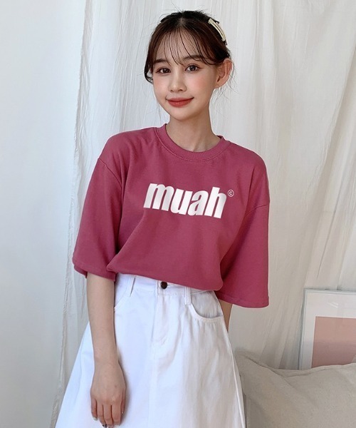 muahmuah（ムーアムーア）の「A'GEM/9 × .kom『muah muah』BALANCE MUAHLOGO T-SHIRT/バランスロゴ オーバーサイズ半袖Tシャツ/カットソー（Tシャツ/カットソー・レディース・ホワイト/ブラック/ネイビー/パープル/ライトパープル/イエロー/ピンク・FREE）」の8枚目の写真