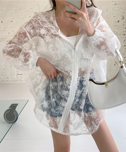me+em select（ミームセレクト）の「花柄刺繍シアーレースビッグシルエットジャケット（ナイロンジャケット・レディース・ベージュ/アイボリー・FREE）」の10枚目の写真