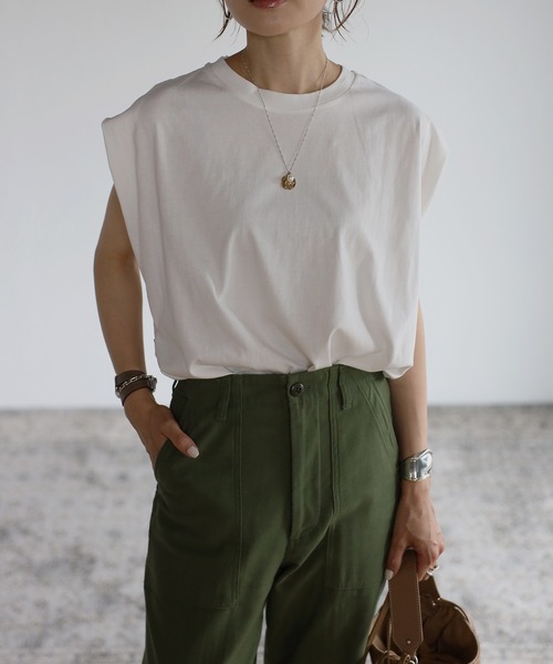 Bonjour Sagan（ボンジュールサガン）の「ショルダータックオーガニックコットンT（Tシャツ/カットソー・レディース・ホワイト/チャコールグレー/ブラック・FREE）」の5枚目の写真