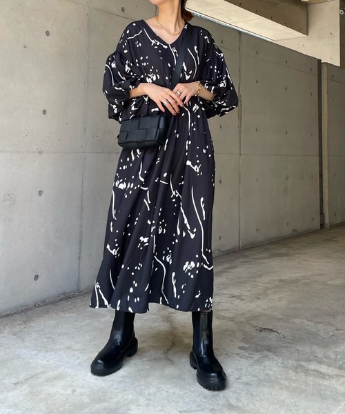 DouDou（ドゥドゥ）の「【一部WEB限定カラー】袖バルーンプリントワンピース（ワンピース・レディース・ブラウン/ベージュ/ブラック/ピンク・FREE）」の12枚目の写真