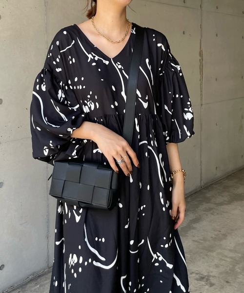 DouDou（ドゥドゥ）の「【一部WEB限定カラー】袖バルーンプリントワンピース（ワンピース・レディース・ブラウン/ベージュ/ブラック/ピンク・FREE）」の8枚目の写真