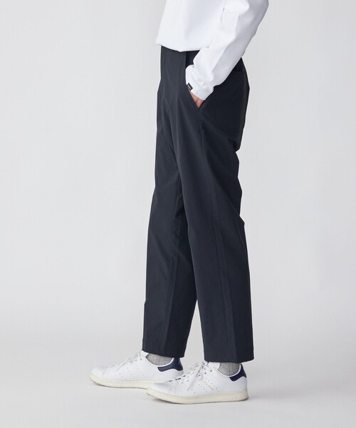 SHIPS(シップス)の「SHIPS:〈撥水/ストレッチ/手洗い可能〉小松マテーレ イージーパンツ (セットアップ対応)(チノパンツ・メンズ・ブラック/ブラウン・SMALL/MEDIUM/LARGE/X-LARGE)」の4枚目の写真