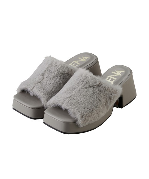 GeeRA(ジーラ)の「フェイクファーサンダル(サンダル・レディース・ブラック/ベージュ/グレー/アイボリー・SMALL/MEDIUM/LARGE/X-LARGE)」の8枚目の写真