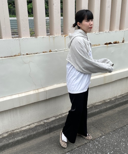 DuKKah(デュカ)の「Dukkah/【低身長向け】ベロアフレアパンツ(スラックス・レディース・ブラック/グレー・X-SMALL)」の5枚目の写真