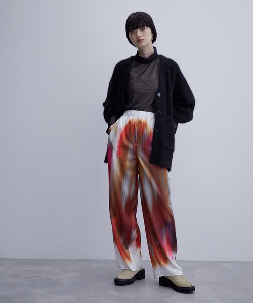 ADAM ET ROPE'（アダムエロペ）の「モヘヤカーディガン（カーディガン/ボレロ・レディース・ブラック/グレー/ピンク・FREE）」の13枚目の写真