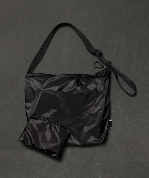 SABLE CLUTCH(セーブルクラッチ)の「ONE&SHOULDER BAG(M) - CORDURA/SEMI CLEAR(ワンハンドルトートバッグ)(メッセンジャーバッグ・レディース・ブラック/グレー/カーキ/キャメル・ONE SIZE)」の5枚目の写真