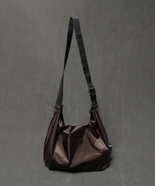 SABLE CLUTCH(セーブルクラッチ)の「ONE&SHOULDER BAG(M) - CORDURA/SEMI CLEAR(ワンハンドルトートバッグ)(メッセンジャーバッグ・レディース・ブラック/グレー/カーキ/キャメル・ONE SIZE)」の12枚目の写真