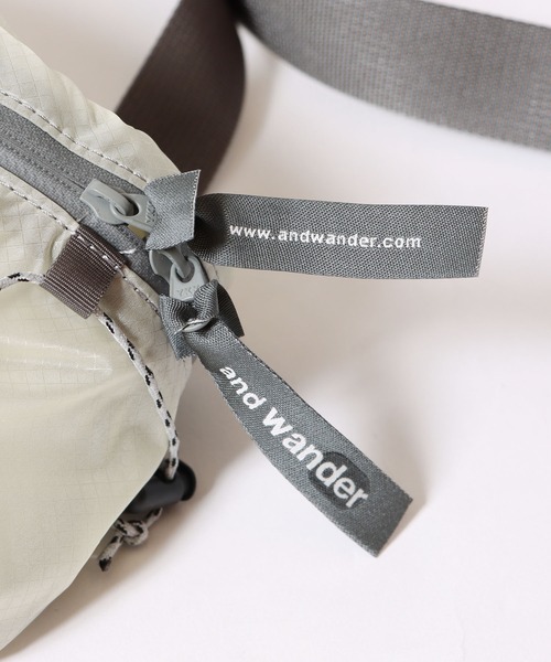 and wander（アンドワンダー）の「and wander/アンドワンダー sil waist bag ウエストバック（ボディバッグ/ウエストポーチ・レディース・ベージュ/オリーブ/ブラウン/ブラック・FREE）」の9枚目の写真