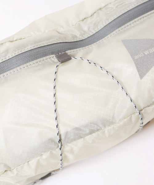 and wander（アンドワンダー）の「and wander/アンドワンダー sil waist bag ウエストバック（ボディバッグ/ウエストポーチ・レディース・ベージュ/オリーブ/ブラウン/ブラック・FREE）」の11枚目の写真