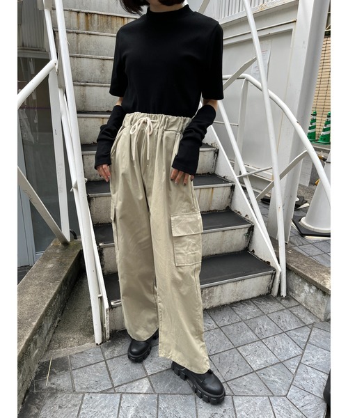 WC(ダブル シー)の「ワイドカーゴパンツ(カーゴパンツ・レディース・ブラック/ベージュ・FREE)」の8枚目の写真
