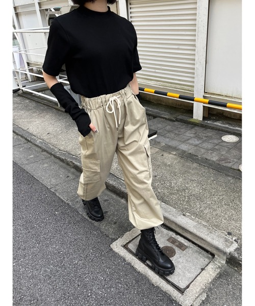 WC(ダブル シー)の「ワイドカーゴパンツ(カーゴパンツ・レディース・ブラック/ベージュ・FREE)」の12枚目の写真