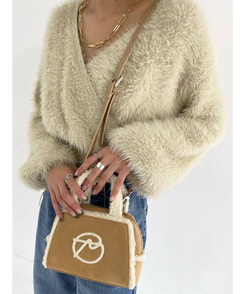 EMODA(エモダ)の「2WAYシャギーニット(ニット/セーター・レディース・ブラック/グレー/アイボリー/ベージュ・FREE)」の15枚目の写真