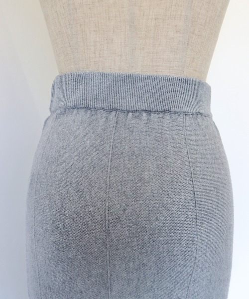 BLUEEAST（ブルーイースト）の「ニットマーメイドスカート（スカート・レディース・ブラック/ベージュ/グレー/グリーン/アイボリー・MEDIUM）」の20枚目の写真