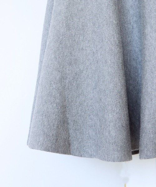 BLUEEAST（ブルーイースト）の「ニットマーメイドスカート（スカート・レディース・ブラック/ベージュ/グレー/グリーン/アイボリー・MEDIUM）」の21枚目の写真