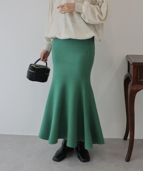 BLUEEAST（ブルーイースト）の「ニットマーメイドスカート（スカート・レディース・ブラック/ベージュ/グレー/グリーン/アイボリー・MEDIUM）」の10枚目の写真