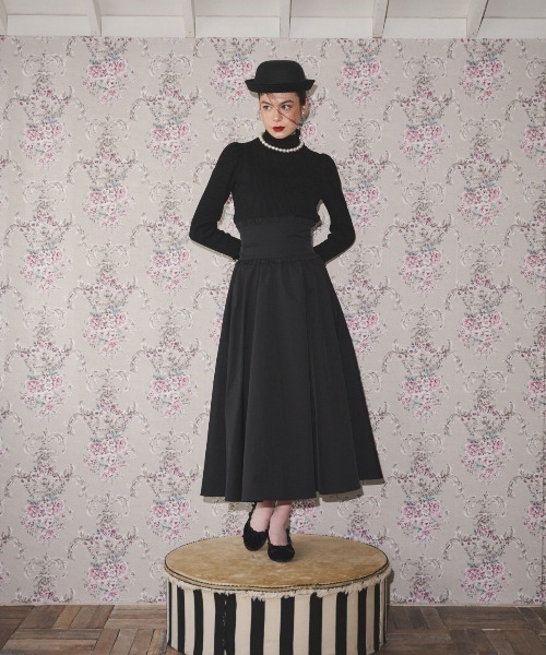 MIRO AMURETTE(ミロアミュレット)の「lady flare skirt(スカート・レディース・ブラック・SMALL/MEDIUM)」の12枚目の写真