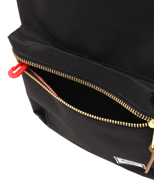 Herschel Supply(ハーシェルサプライ)の「【Herschel】 Settlement(バックパック/リュック・レディース・カモフラージュ/ブラック/ネイビー/ホワイト・ONE SIZE)」の5枚目の写真