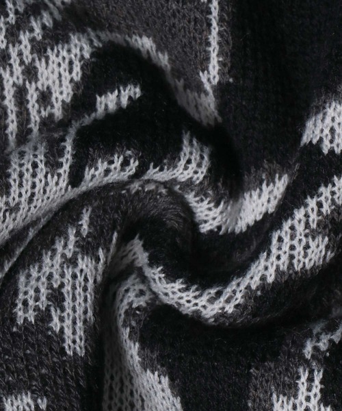 ANPAS（アンパス）の「Paisley Total Pattern Jacquard Knit Cardigan 